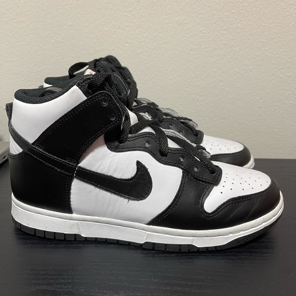 Nike dunks - Picture 2 of 2